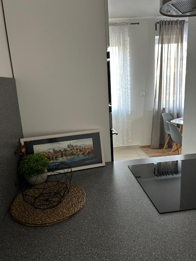 Apartman "Dunaj" Private Parking - Klimatizacia Šamorín Extérieur photo